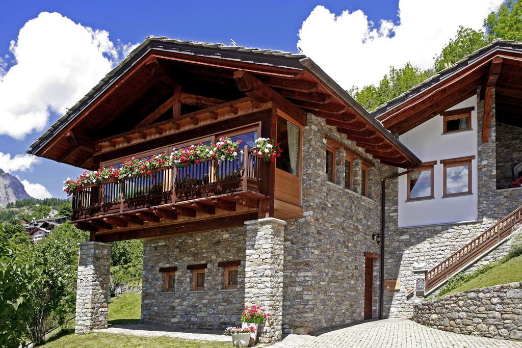 Les Combes Hotel La Salle Exterior foto